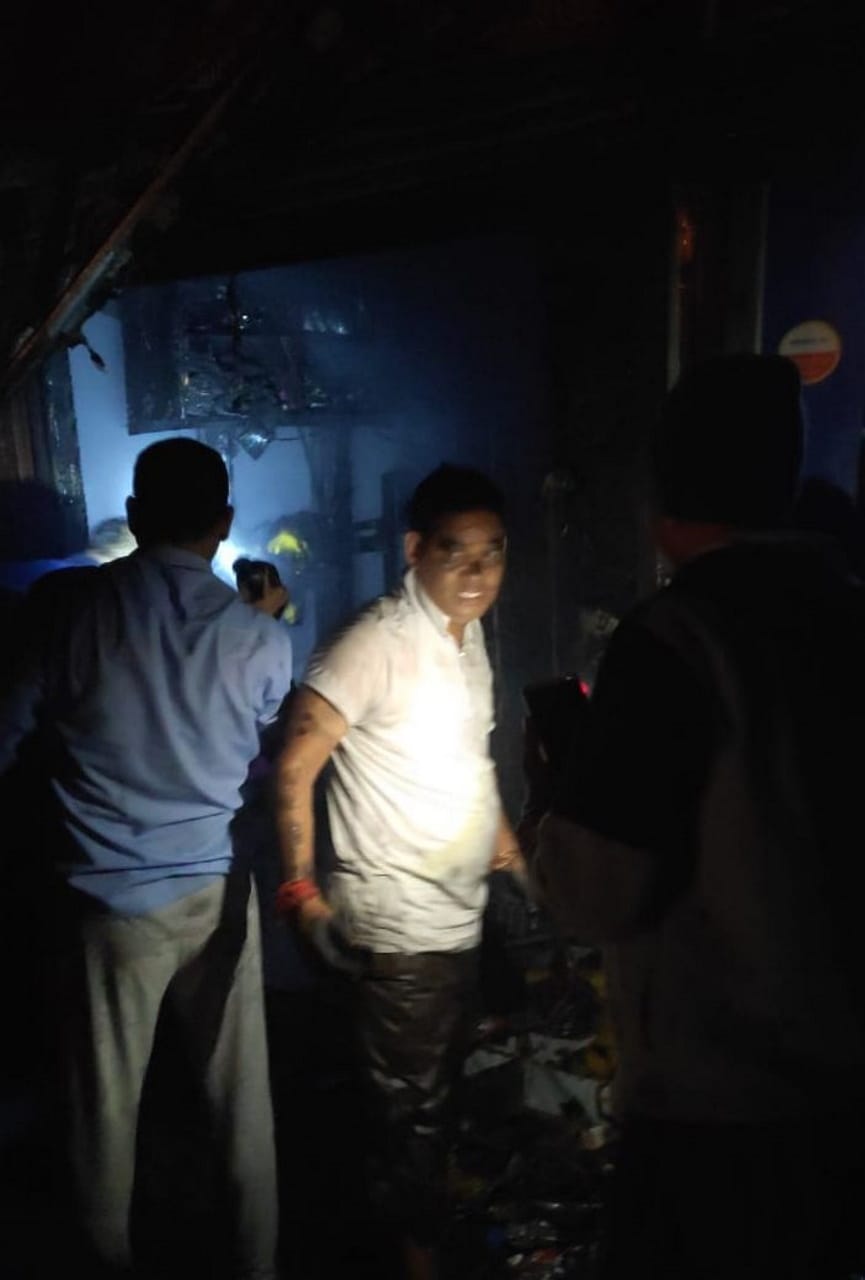 uttarakhand news: Massive fire in Ranikhet Meena Bazaar 11 shop burnt