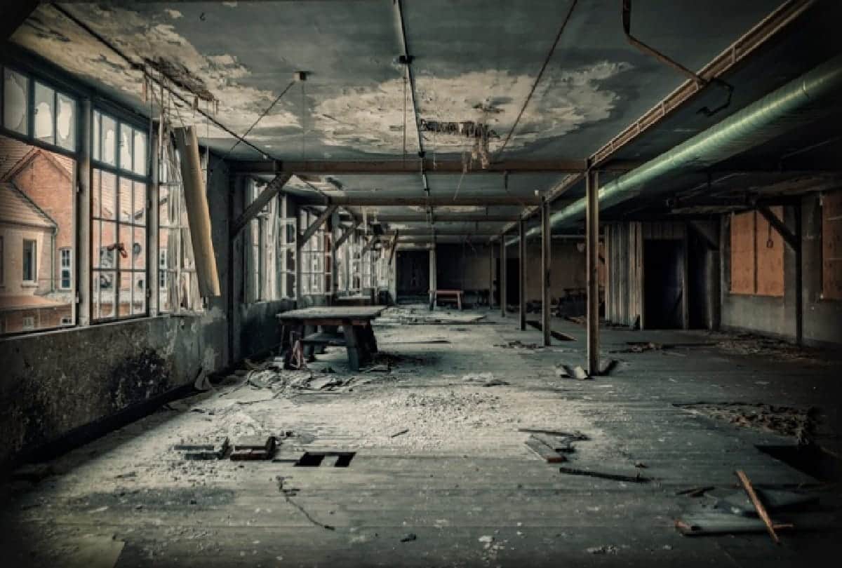 Mysterious Story of Haunted Mukesh Mills Mumbai