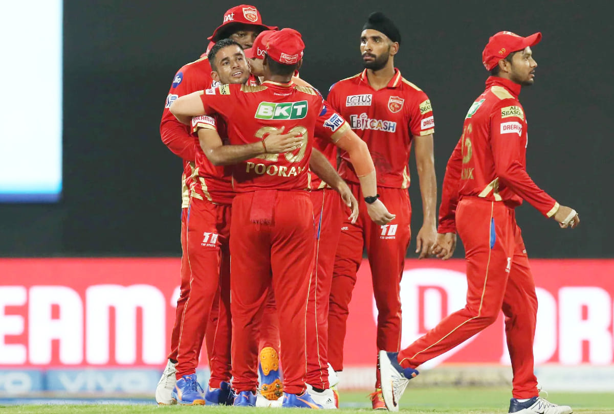 IPL 2021: Punjab Kings defeats Sunrisers Hyderabad by 5 runs, PBKS vs SRH; SRH out of Playoffs | KL RAHUL JASON HOLDER