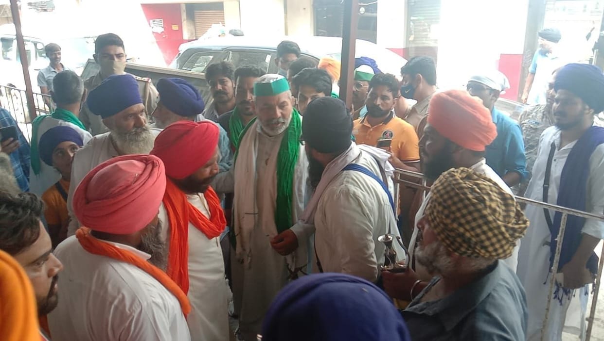 Raise the issue of farmers in America in front of PM Modi: Tikait