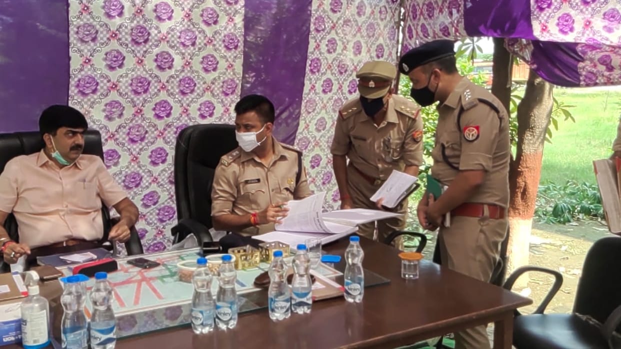 DM and SSP listened to the problems of the complainants