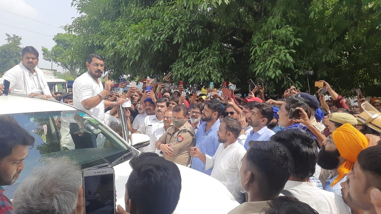 Hathras: Chief Minister has cheated Dalit family: Chandrashekhar