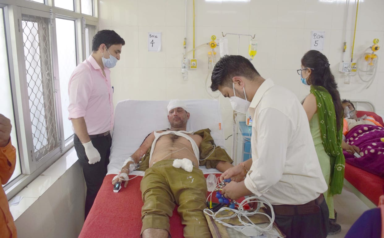 HRTC driver scorched by current in Kullu bus stand