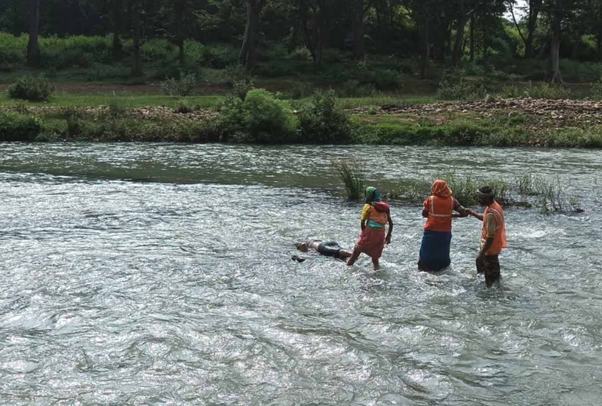 Chitrakoot: girl body found in Mandakini river, came to visit with friends