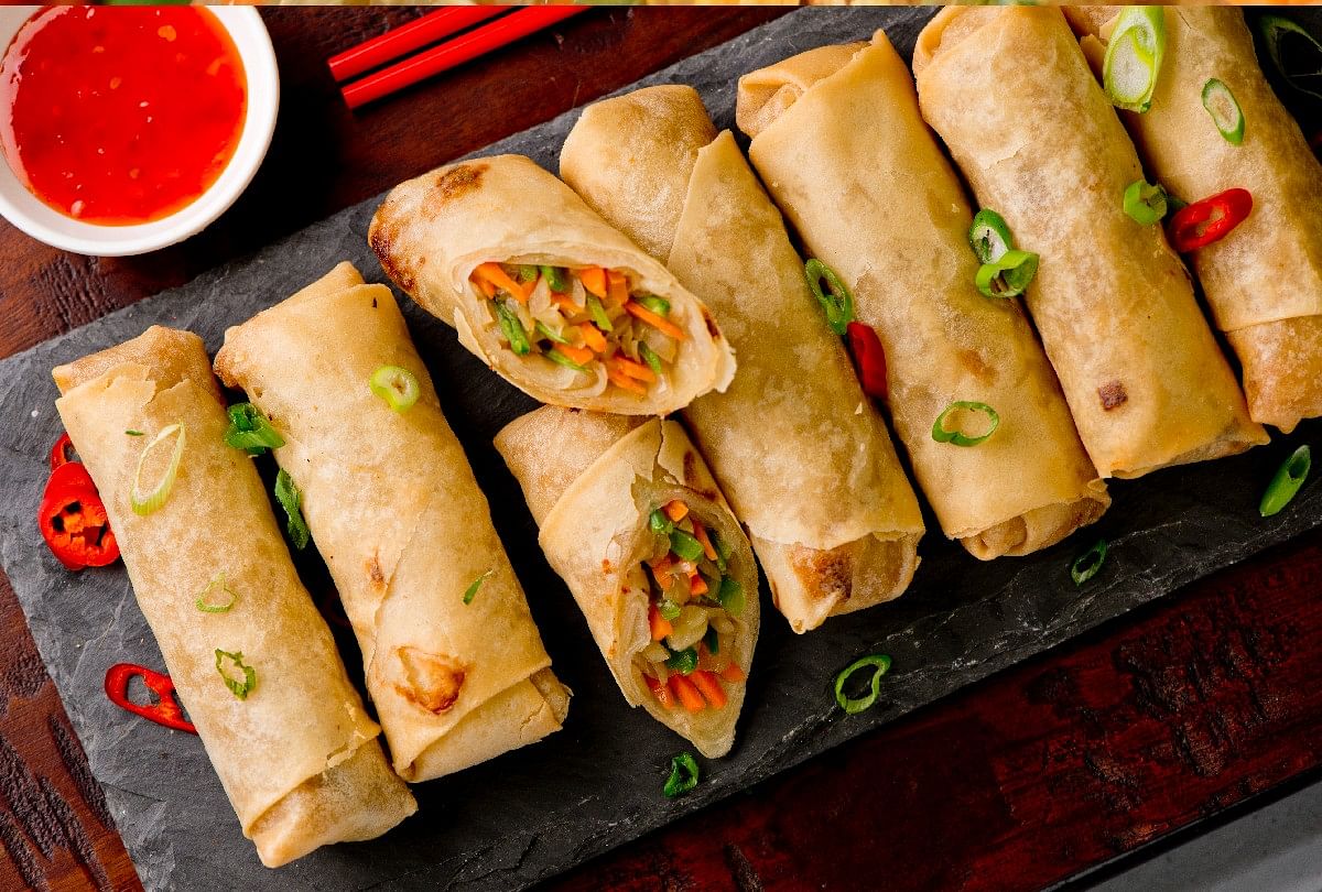 Spring Rolls Recipe In Hindi Indian Snacks Recipes - Amar Ujala Hindi News Live - Recipe Of The Day:रेस्टोरेंट जैसा स्प्रिंग रोल बनाएं घर पर, सबसे आसान है ये रेसिपी