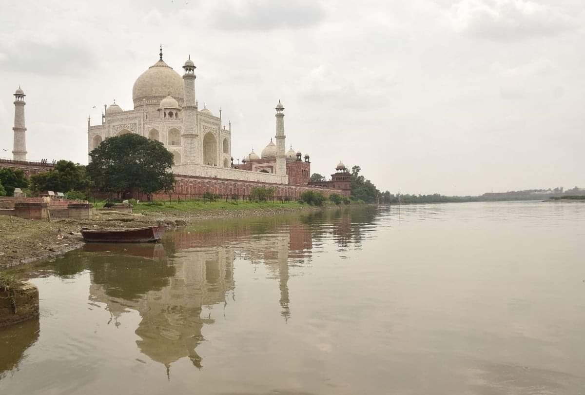 Taj Mahal Moon Night View On Sharad Purnima 2021