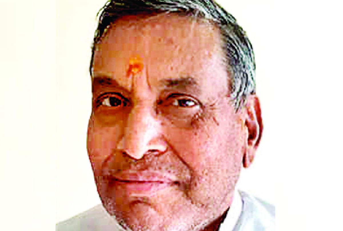 Triloki nath Pandey passed away.