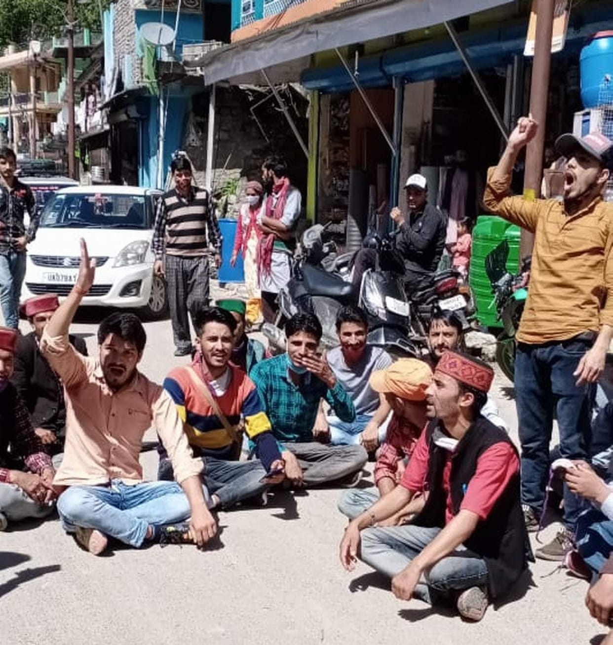 Villagers protest for road construction