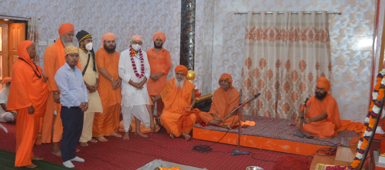 Guru Gobind Singh was a confluence of devotion and power: Gyandev