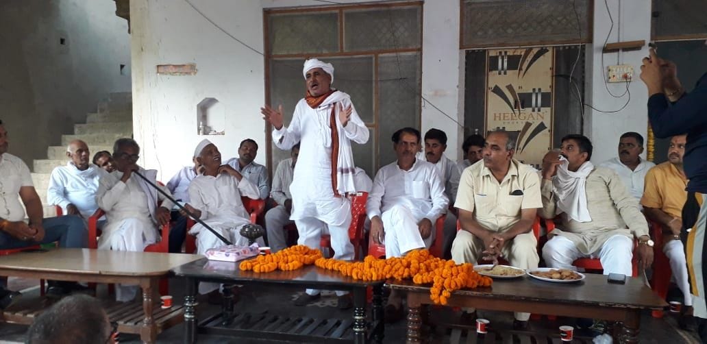 In the Panchayat of Duhan Khap, emphasis is given on increasing the values ??in the new generation