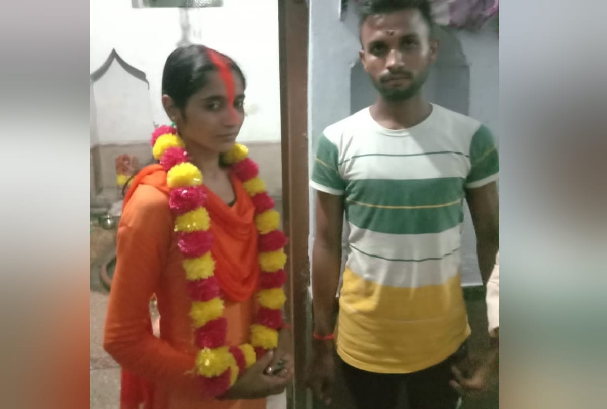 unique marriage of couple got married in police station On insistence of girl at kushinagar