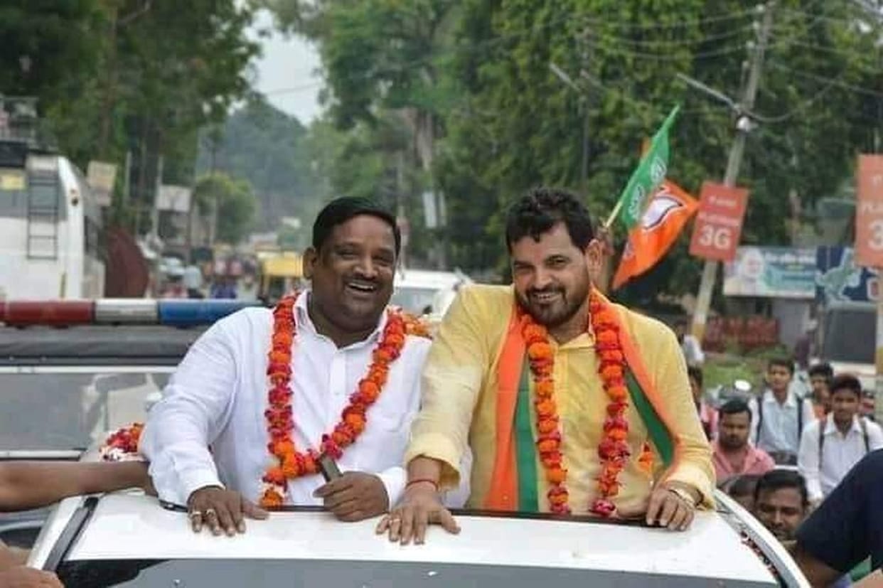 Journey from cycle shop to minister's position
