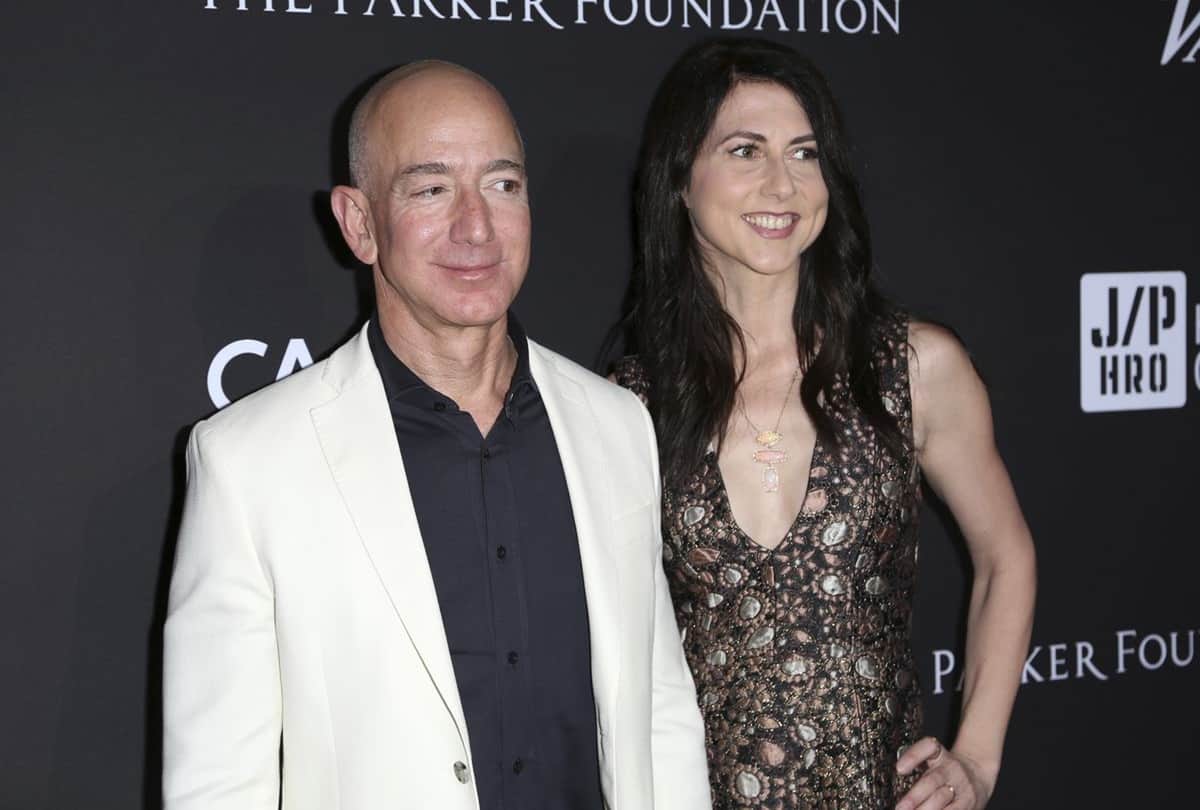 Elon Musk announces separation from partner Grimes know about other Billionaires whose relation ended