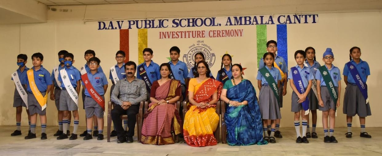 Gauransh head boy of class XII then Srishti became head girl