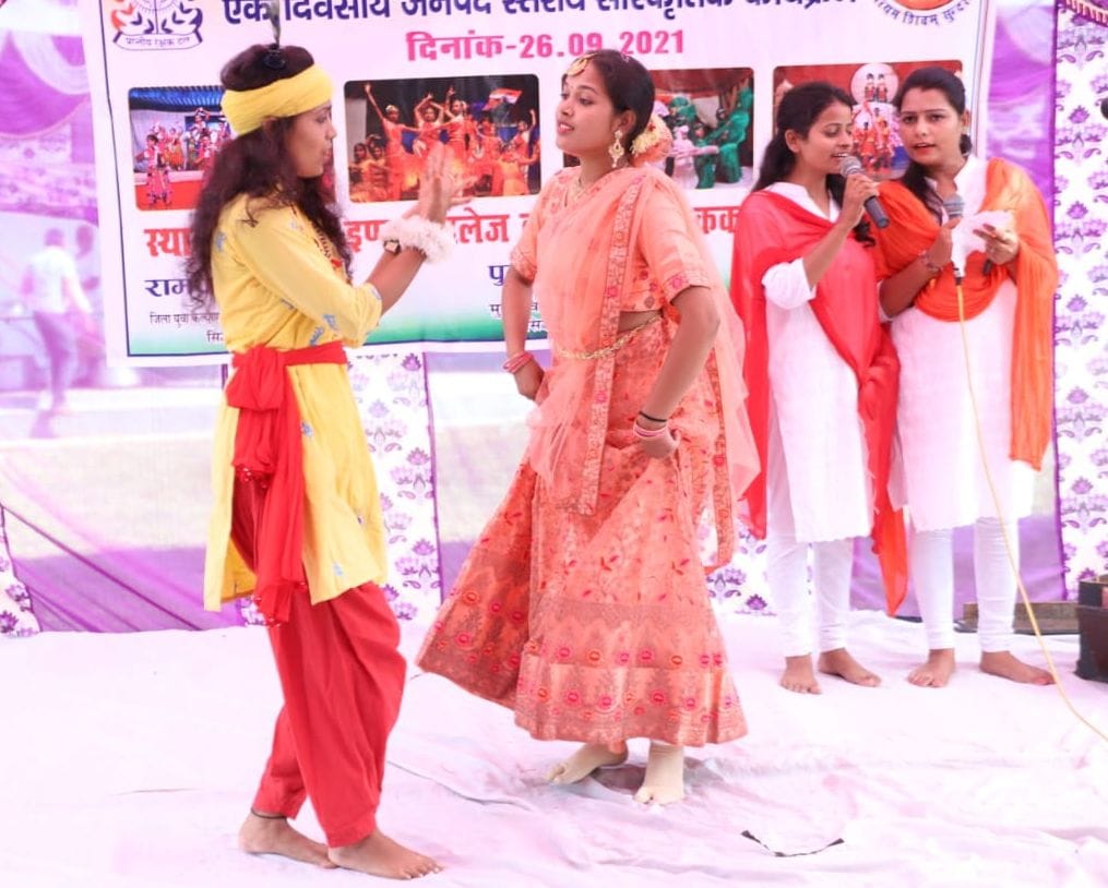 Students showed talent in cultural program