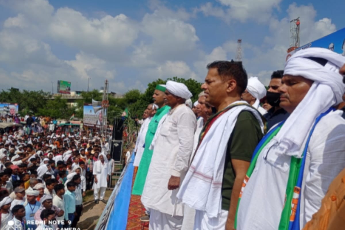 Mahapanchayat in Muzaffarnagar: Khap Choudhary said that government should understand the problems of the farmers