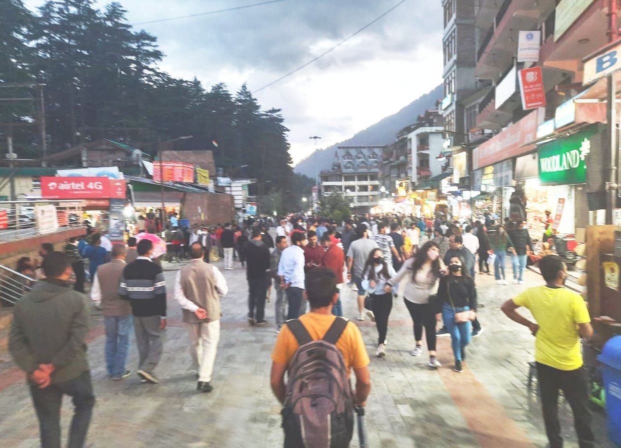Manali started buzzing with tourists as soon as the rain stopped