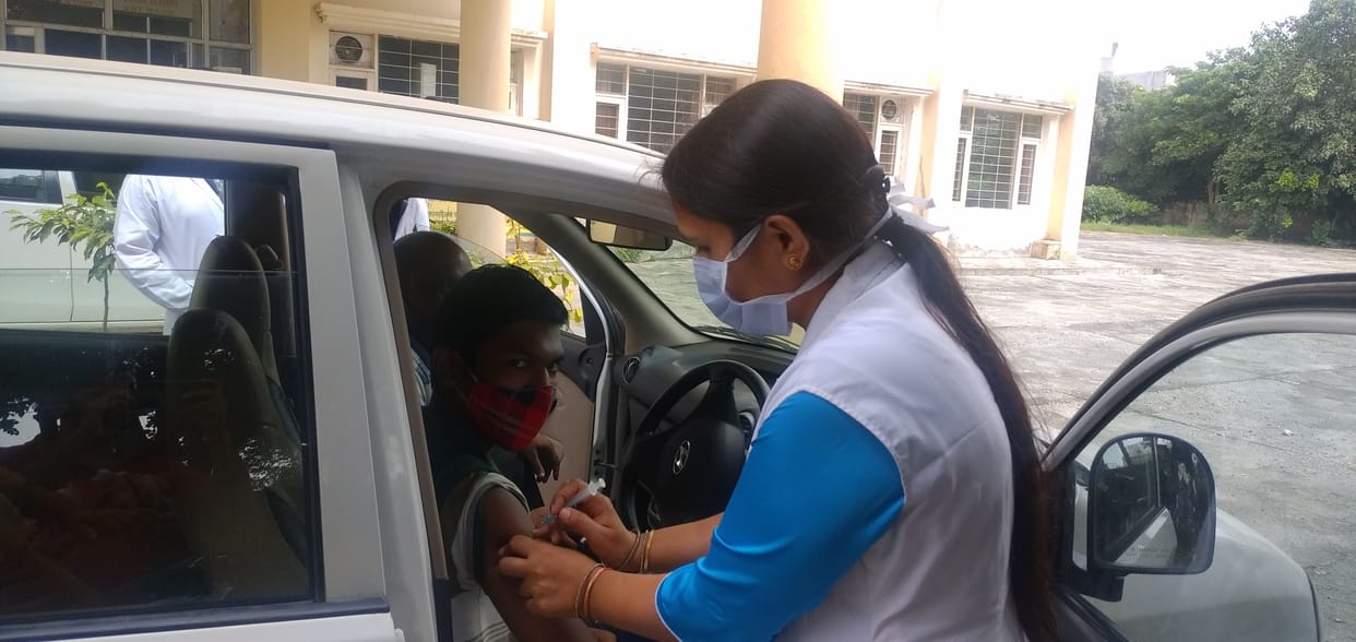 51 people vaccinted on the fist day of drive