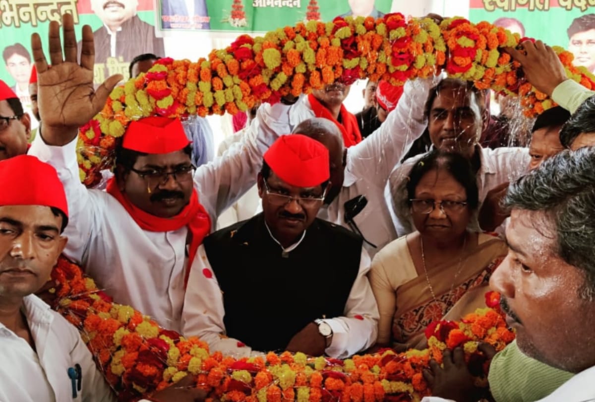 Former cabinet minister targeted BJP: said - SP is safe in respect of Dalits, backwards, announced to give 300 units of electricity free if the government is formed