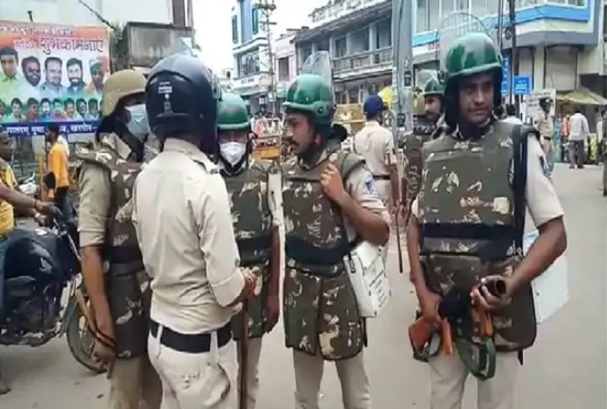 Madhya Pradesh News Beef recovery arrests Protest held in Khargone several booked 