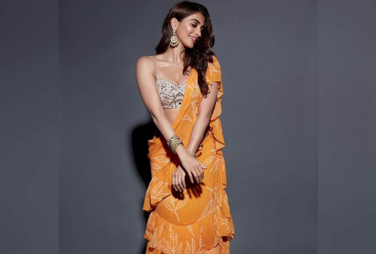 diwali 2021 these four types of sarees are in trend