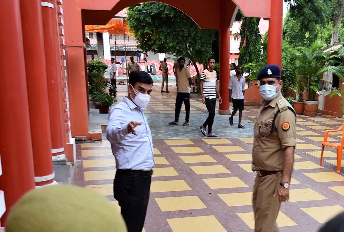 Narendra Giri Case: Three servants of the Mahant again summoned, interrogated - when and how did it happen