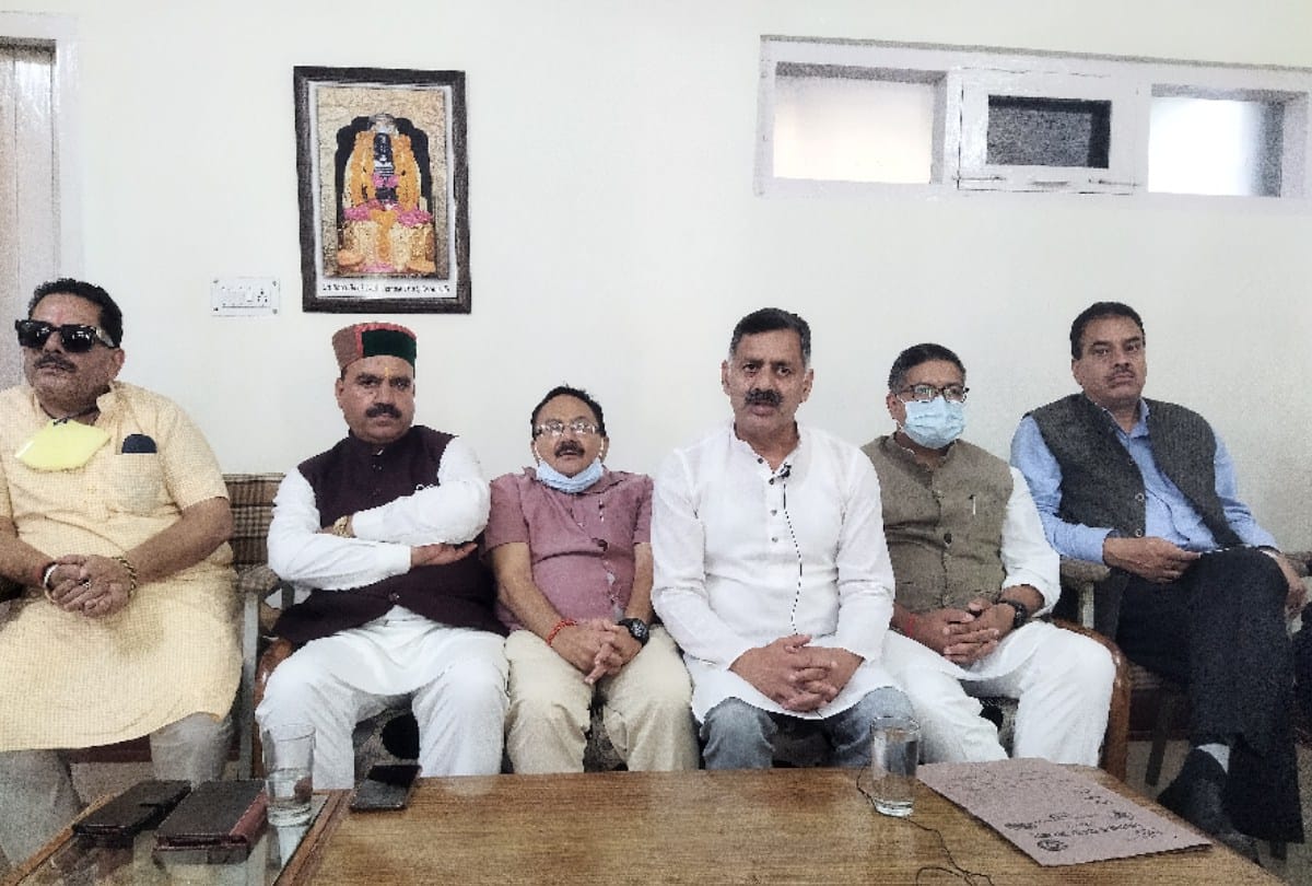 BJP came out on legal corruption to give benefits to the loved ones, Rajesh Dharmani alleges