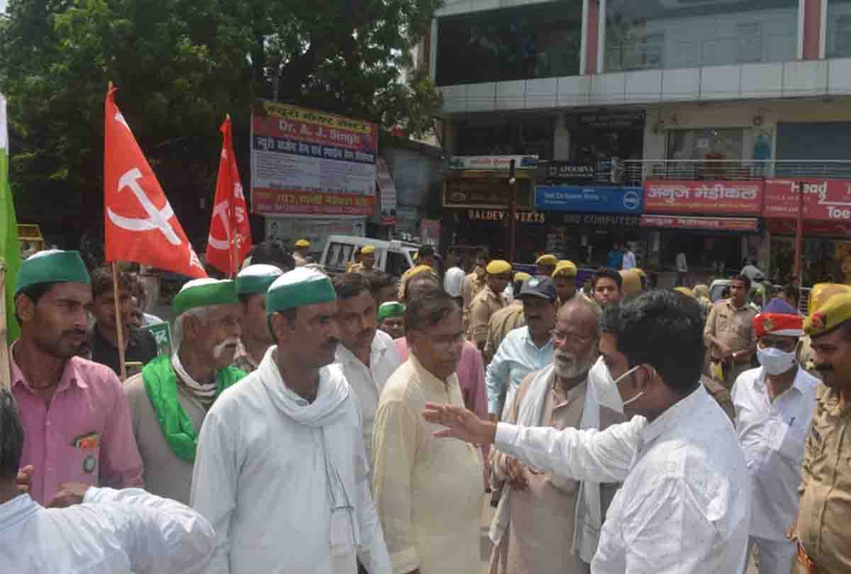 Bharat Bandh call was ineffective in Central UP and Bundelkhand districts