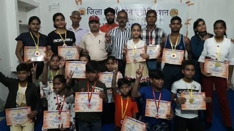 Krishna and Poorna won the yogasana competition