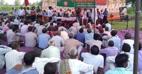Mahapanchayat of farmers of 12 villages in protest against land acquisition