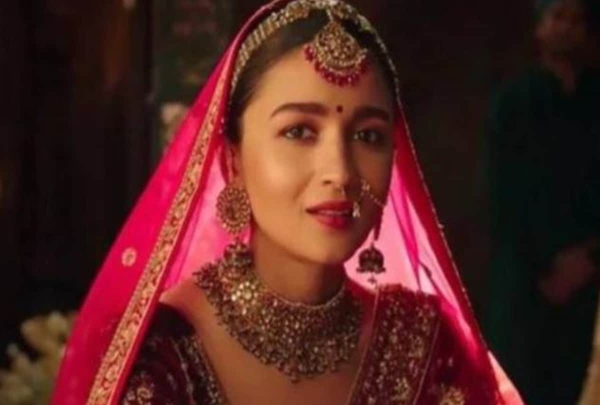 Alia bhatt Kanyadan ad controversy pro hindu organisation demonstrated demanded apology from the company
