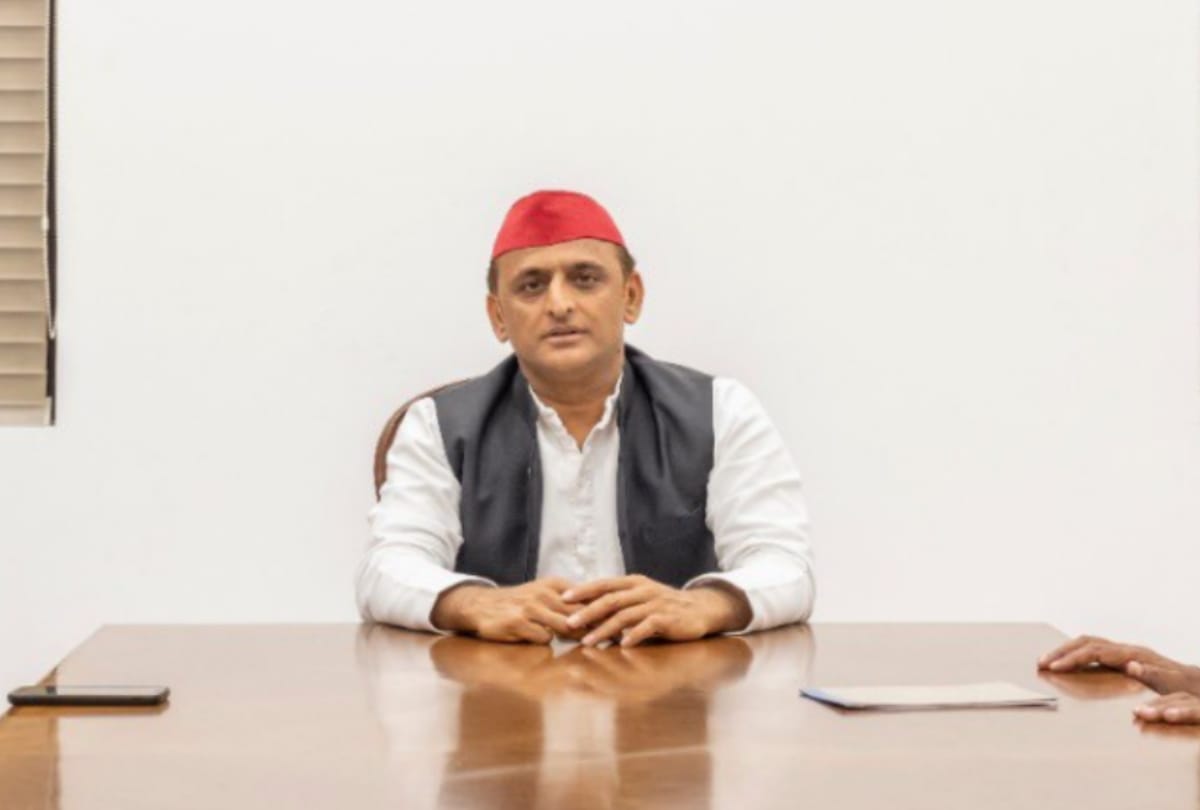 Akhilesh Yadav supports Bharat band of Kisan Andolan.