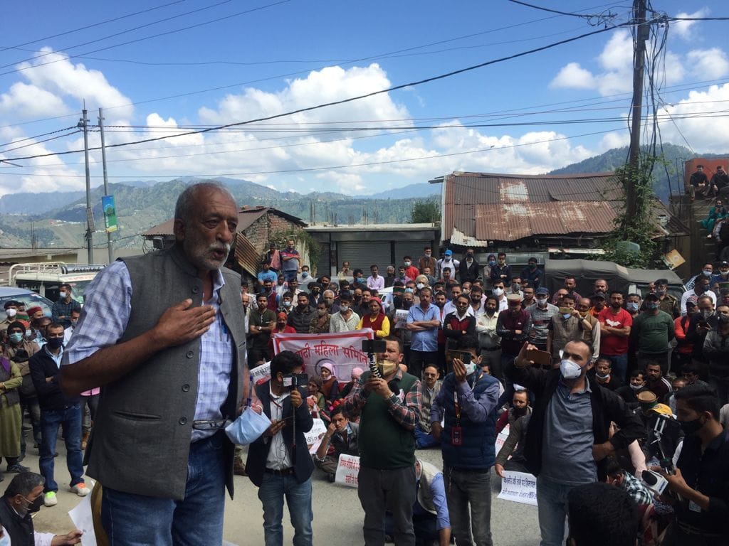 protest against farmer law in theog