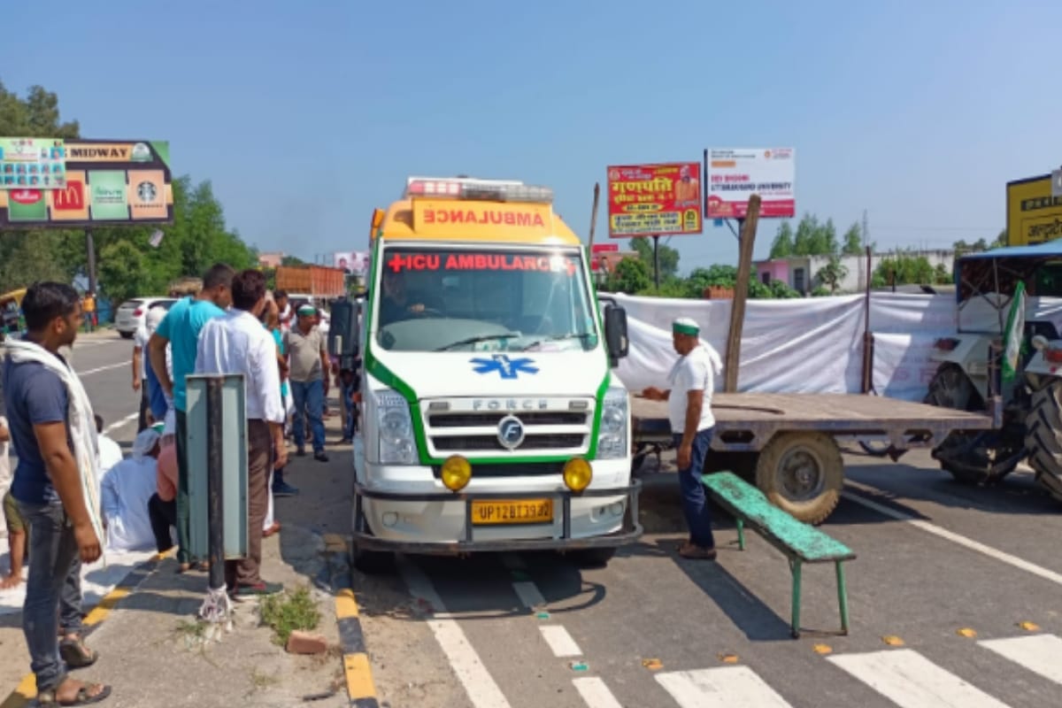 Bharat Bandh effect in western UP, somewhere ineffective, long que of vehicles on delhi meerut highway