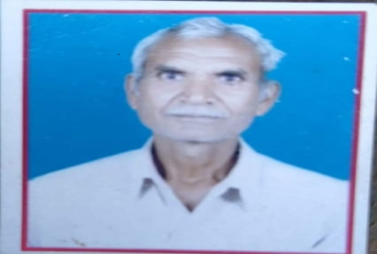 house owner died after wall collapsed and debris fallen on him in sonebhadra wall ruined mud due to rain