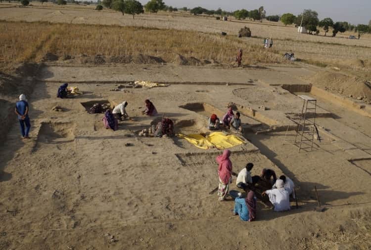 Archaeologists Team will soon start Digging at World Heritage Site Rakhigarhi of Hisar