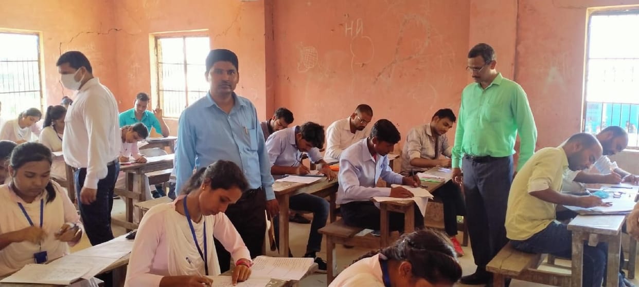 986 candidates gave D.El.Ed exam