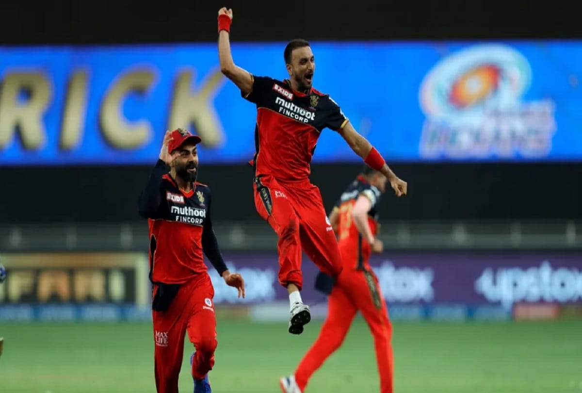 IPL 2021 Royal Challengers Bangalore bowler Harshal Patel creats history after taking hat tirck against Mumbai Indians at Dubai