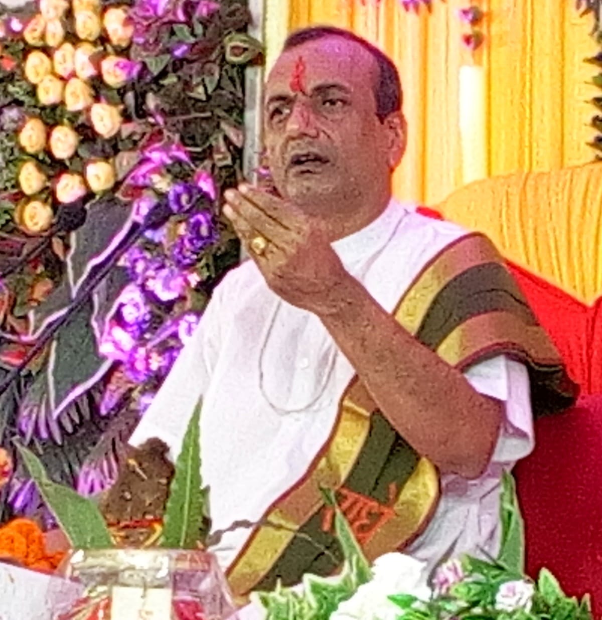 Bhagwat Katha teaches the art of living