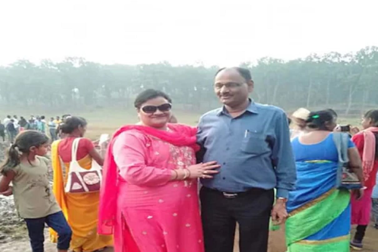 raigarh double murder congress leader madan mittal and wife killed for theft police arrested three minor