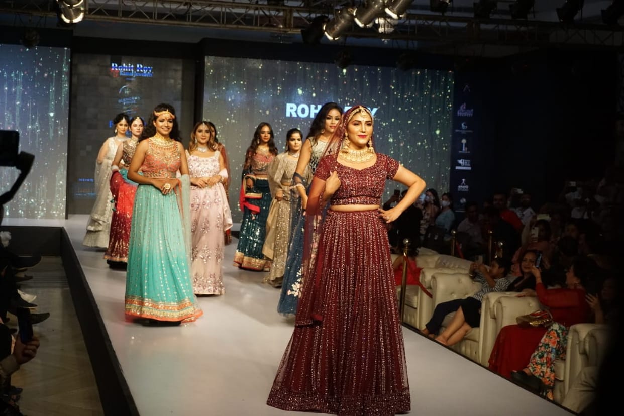 uttarakhand news: Big Boss fame and Haryanvi dancer Sapna Choudhary fashoin ramp walk in dehradun