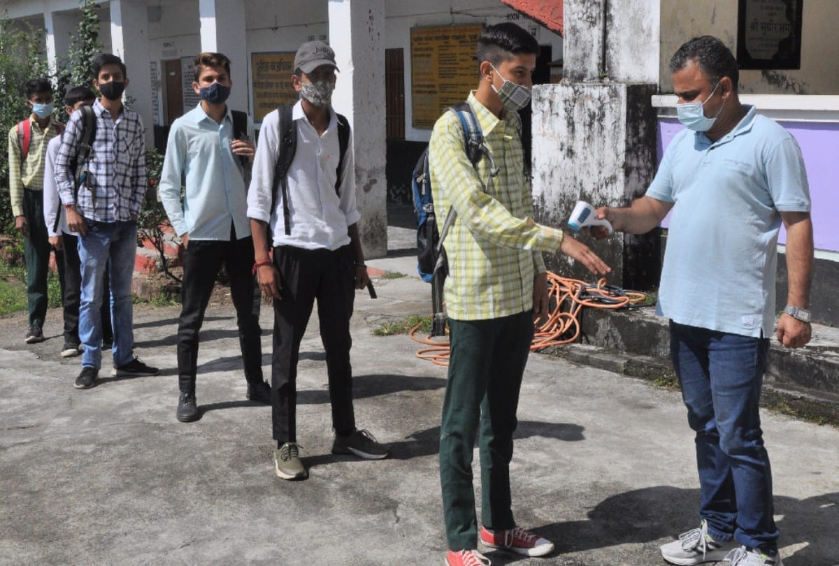 Seven percent increase in attendance of students in schools on the second day