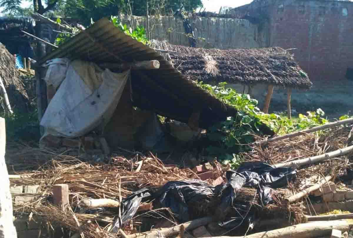Hardoi: Tin Shed Collapsed, Innocent Dead, Three Injured