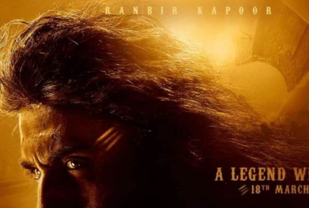 alia bhatt shares ranbir kapoor film shamshera poster with romantic caption