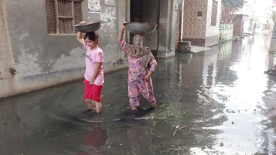 Canker became water logging for the villagers of Malakpur