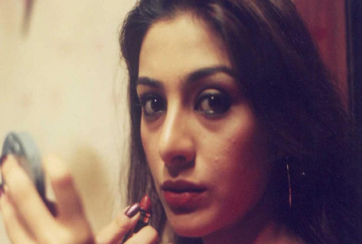 Film Chandni Bar Completed 20 years even after being made in a low budget won 4 national awards