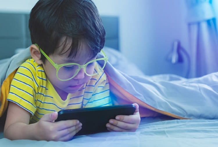 Survey Reveals 99.9 percent of Children below age of 18 months Spend More Than Two Hours on Mobile Every Day 