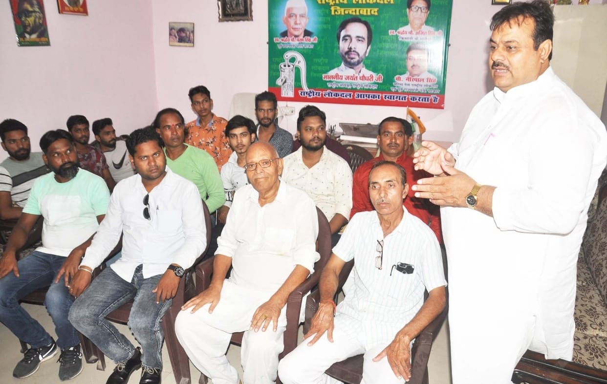 Sugarcane price declared by the state government is insufficient
