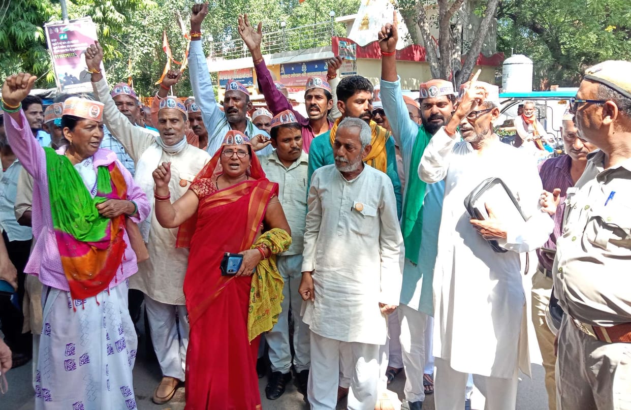 Farmer's organizations demonstrated, bandh ineffective
