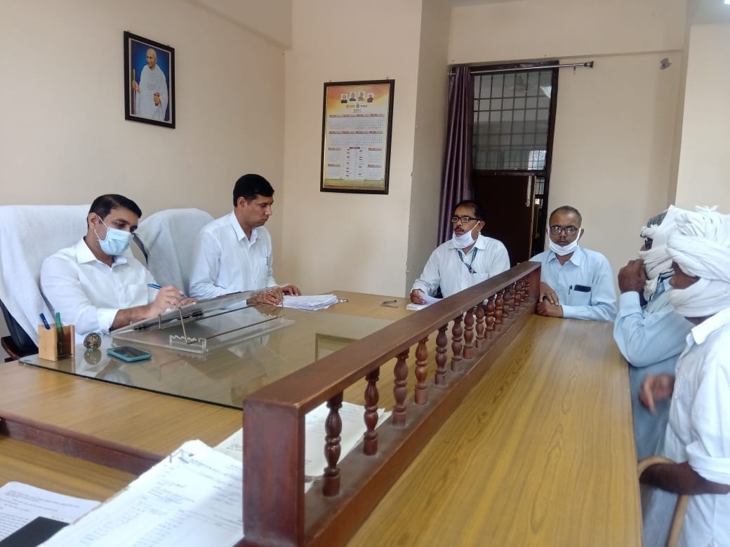 48 people of the area put their problems before the Deputy Commissioner in the camp office